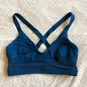 Lululemon sports bra